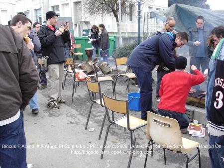 Blocus F.Arago  #  F.Arago Et Contre Le CPE Le 23 03 2006 1